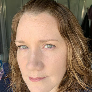 Meet your Posher, Carolyn